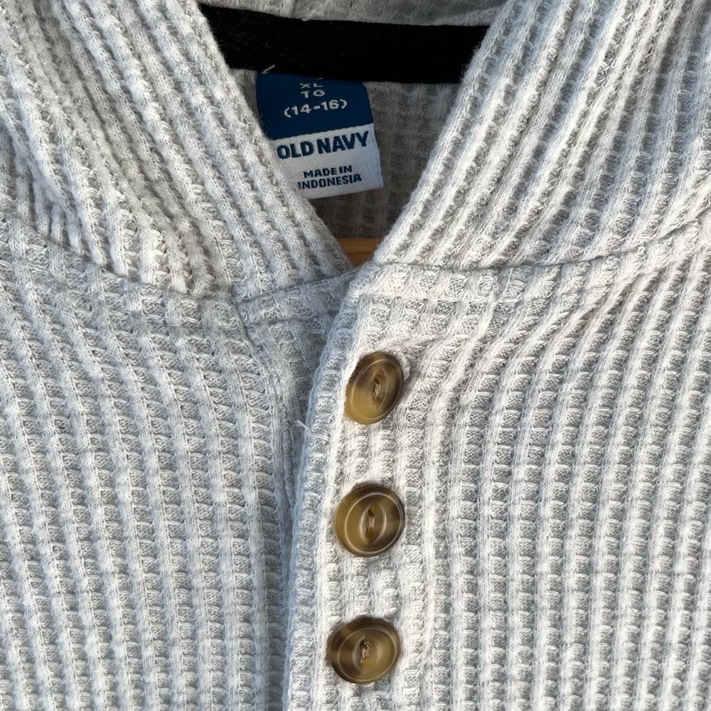 Boys Old Navy Light Gray Ribbed Hoodie - Picture 2 of 3